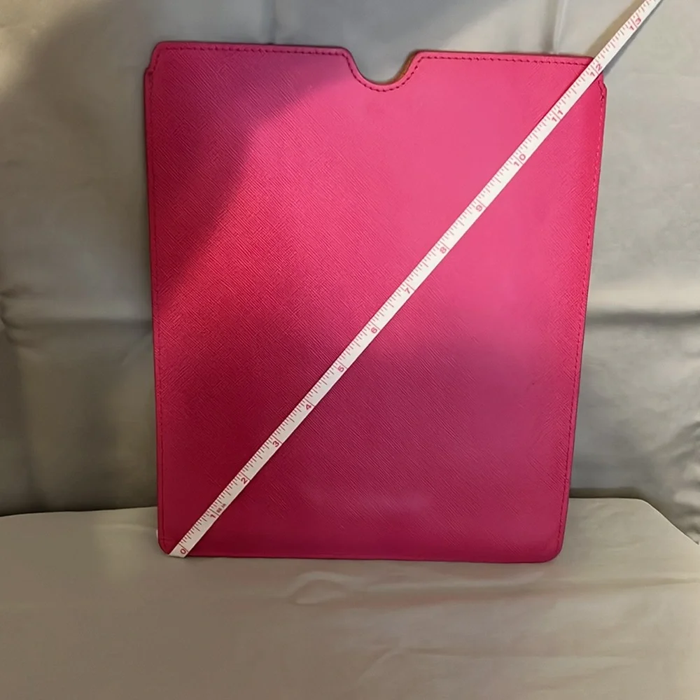 Cynthia Rowley Genuine Saffiano Leather IPad/Tablet Sleeve